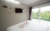 Туры в отель The Box House
