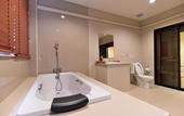 Туры в отель Thonglor Suites
