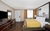 Туры в отель Super 8 by Wyndham Los Angeles-Culver City Area