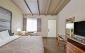 Туры в отель Super 8 by Wyndham Los Angeles-Culver City Area