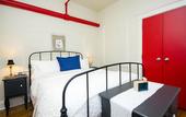 Туры в отель The Box House Hotel