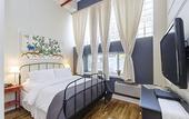 Туры в отель The Box House Hotel