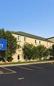 Туры в отель Comfort Inn DeKalb - University Area