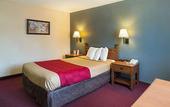 Туры в отель Econo Lodge Junction City I-70 Near Fort Riley