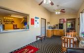 Туры в отель Econo Lodge Junction City I-70 Near Fort Riley