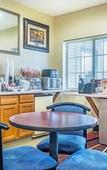Туры в отель Dutch Inn and Suites