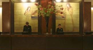 Park Plaza Riverbank 4*