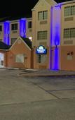 Туры в отель Days Inn & Suites by Wyndham Tampa/Raymond James Stadium