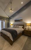 Туры в отель Bed & Barrel at Stonehouse Cellars