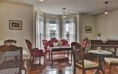 Туры в отель The Burrell House