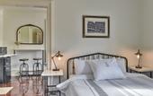 Туры в отель The Burrell House