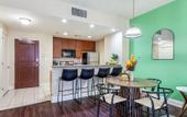 Туры в отель Spacious Modern Condos near French Quarter