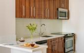 Туры в отель Spacious Modern Condos near French Quarter