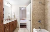 Туры в отель Spacious Modern Condos near French Quarter