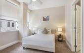 Туры в отель Spacious Modern Condos near French Quarter