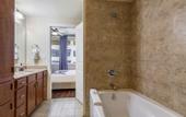 Туры в отель Spacious Modern Condos near French Quarter
