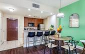 Туры в отель Spacious Modern Condos near French Quarter