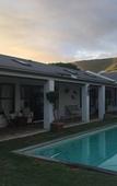 Туры в отель Sixteen Guest House on Main
