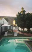 Туры в отель Sixteen Guest House on Main