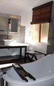 Туры в отель Old Mill Lodge, Working Ostrich Farm & Restaurant, Oudtshoorn