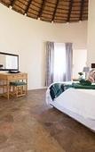 Туры в отель Tshukudu Game Lodge