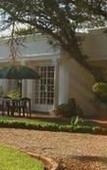 Туры в отель Heatherdale Guesthouse & Shuttle Services