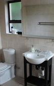 Туры в отель Woodpecker's Inn