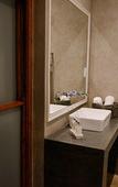 Туры в отель Two Fat Owls Guesthouse