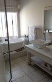 Туры в отель 138 Marine Beachfront Guesthouse