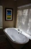 Туры в отель Glenda s Guest Suites