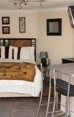 Туры в отель Glenda s Guest Suites