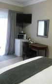 Туры в отель Glenda s Guest Suites