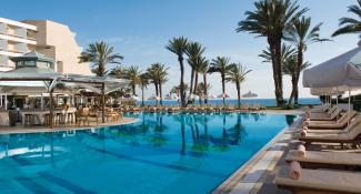 Constantinou Bros Pioneer Beach Hotel 4*