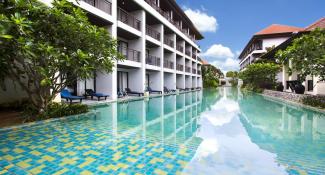 D Varee Mai Khao Beach 4*