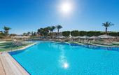 Туры в отель Reef Oasis Beach Resort
