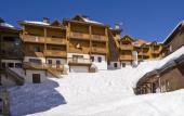 Туры в отель Le Chalets Montagnettes Soleil 1 & 2
