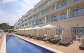 Туры в отель Playa de Muro Suites