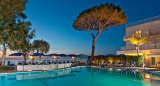 Grand Hotel Riviera 4*