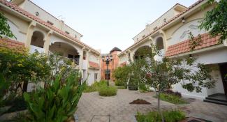 Sandy Beach Hotel & Resort 3*