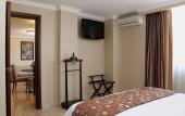 Туры в отель Sevilla Suites
