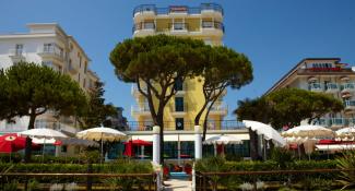 Termini Beach Hotel & Suites 4*