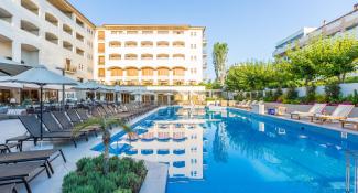 Theartemis Palace 4*