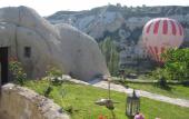 Туры в отель Travellers Cave Hotel