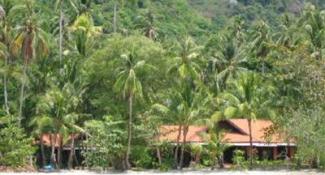 Baan Mai Cottages & Restaurant 4*