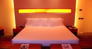 Una Hotel Bologna 4*