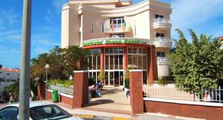 Villa De Adeje Beach 3*