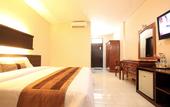 Туры в отель Bakung Beach Resort