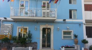 Villa Nefele 3*