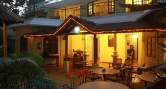 Banyan Tree Courtyard 2*