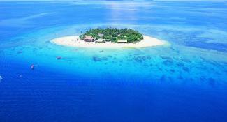 Beachcomber Island Resort 4*